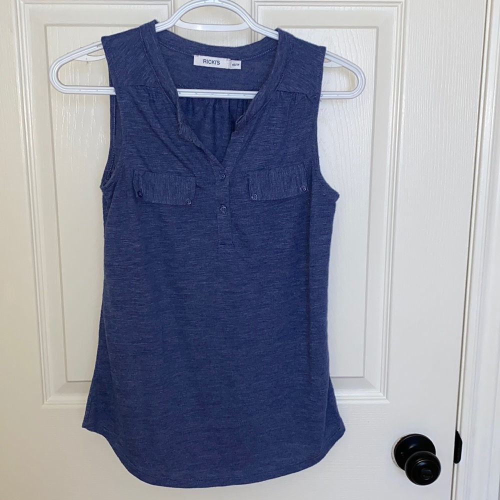Ricki’s | Woman’s Henley Style Tank Top - Size XS